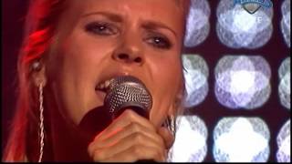 Tiesto - Just Be (Live at TMF Awards &#39;2004)