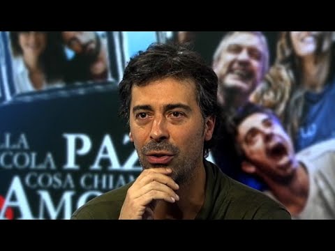 L'ex della Isoardi: "Se diventi first lady, mandami ai 'Pacchi'"