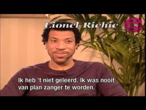 Wendy van Dijk intervieuwd als Ushi   Lionel Richie