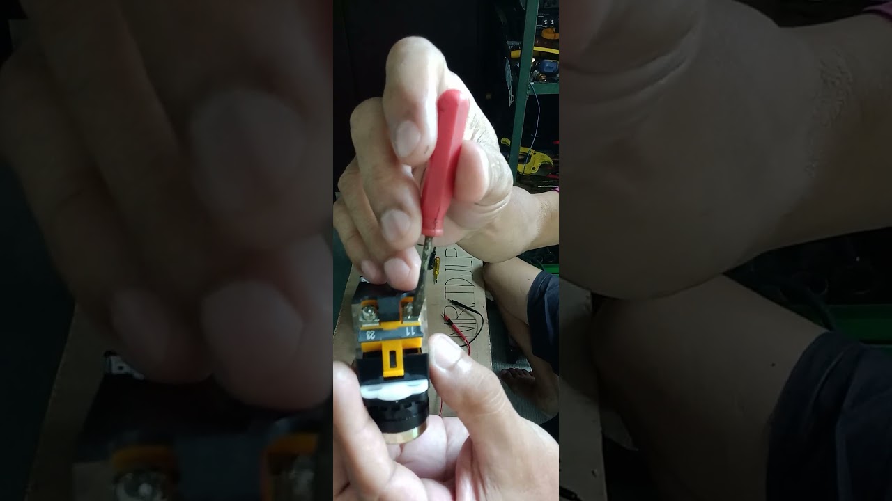 877. Push Button Switch installation/pointing out the N.C terminal