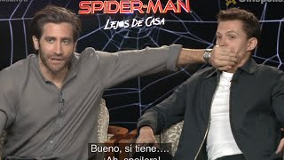 tom holland trying not to give away spoilers for 6 minutes straight video