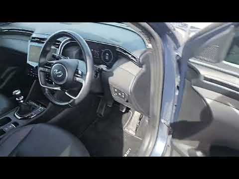 Hyundai Tucson 2WD Executive Plus - Image 2