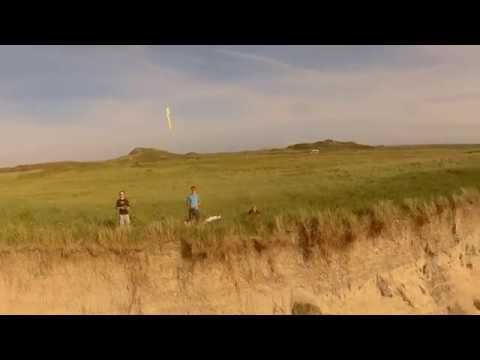 Slope soaring from a different perspective (tricopter)