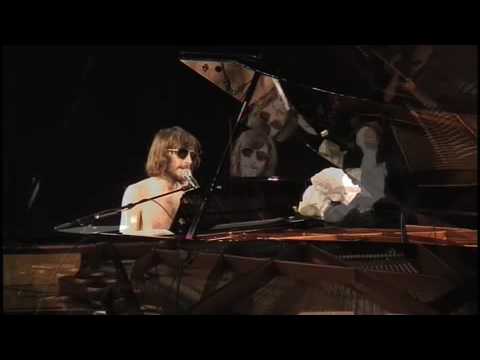 Maximilian Hecker plays "Heroin" @ FM4 Radio Session