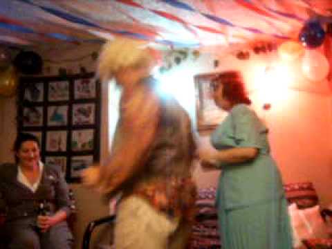 WHO DOESN'T LOVE SOME HINA NA HO