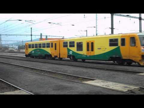 Příjezd vlaku Os 7060 (ČD 814.173) - Chomutov, 3. 4. 2013