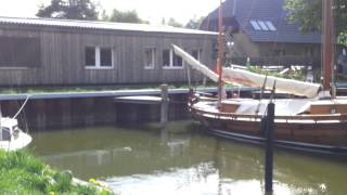 preview picture of video 'Am alten Hafen Fisch-Restaurant in Fuhlendorf / Bodstedt Teil 1'