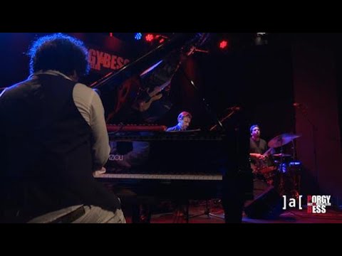 Fagner Wesley Trio - Life goes on ( Live at Porgy & Bess )