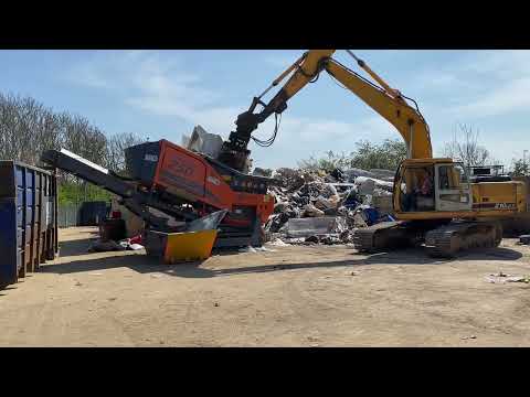 Arjes 250 shredding general waste/skip waste