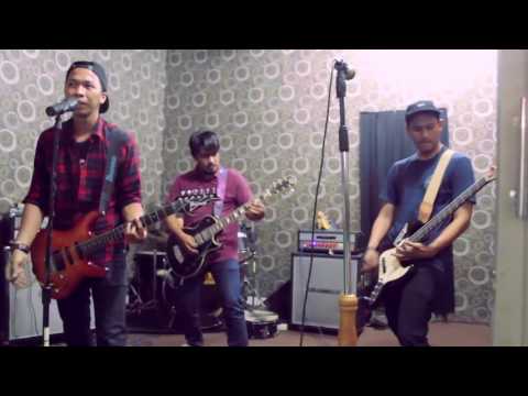 NAIF ft Endank Soekamti - Benci Untuk Mencinta Cover by Vokatif