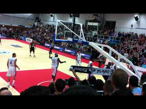 ZZ Leiden - Besiktas Milangaz (cArsi Berlin&Hollanda Kartallari)