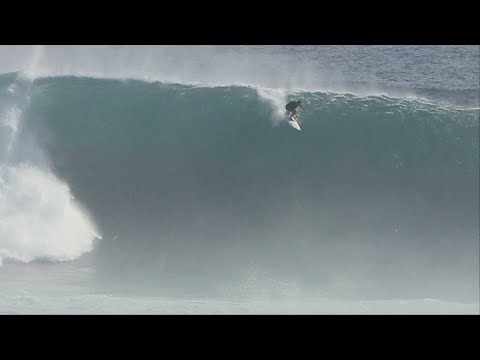 Biggest Swell Of The Year Hits Bali - Uluwatu