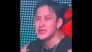ele se auto zoando kakakaka #bangchan #straykids #skzmemes