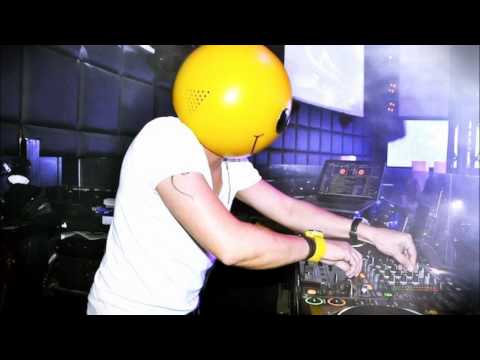 Swedish House Mafia - One (Mike Candys Arcade Bootleg)