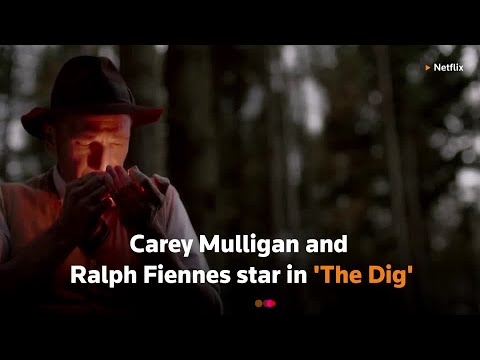 拉爾夫-費因斯和凱瑞-穆里根在《挖掘》中發掘寶藏。 (Ralph Fiennes and Carey Mulligan unearth treasures in 'The Dig')