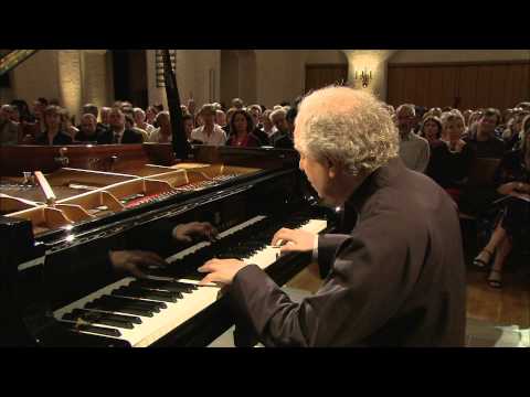 András Schiff - Bach. French Suite No.2 in C minor BWV813