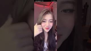 Download lagu Bigo Live - T4nte S3mox Goyang Ebot Bikin  S4ng3 P4scol Di Jamin Pu4s mp3