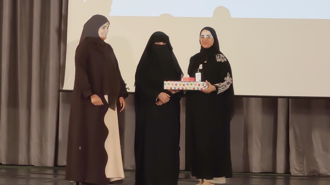 تكريم 40 أماً ضمن حفل "الأم المرضع" في نادي سيدات #الشارقة 