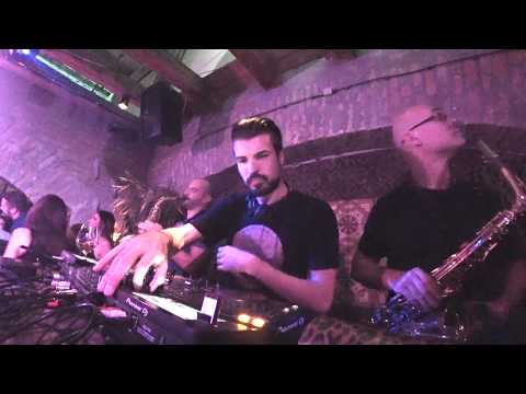 Saxperience Project and Syntheticsax Live @Tranzit bar Belgrade - Give me your love cover