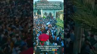 Download lagu Pemakaman KH.AHMAD FUDHOLI Usai Beberapa hari di Rawat Usai Kecelakaan Sepulang dari Ceramah mp3