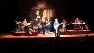 Todd Rundgren Determination live with Kasim Sulton bass solo