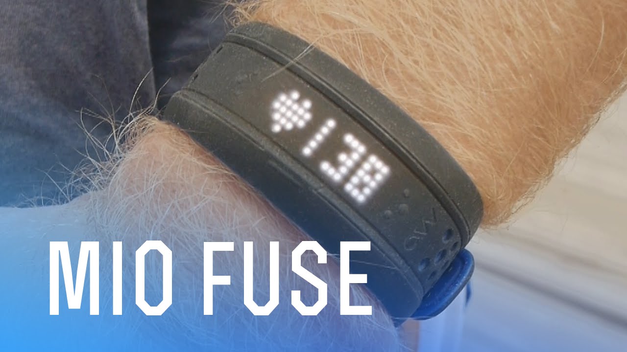 Фитнес трекер MIO Fuse, черный с синим (S/M)
