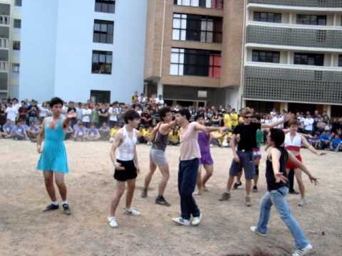 XI Trote Integrado do CTC na UFSC - Prova da dança - Engenharia de Controle e Automação