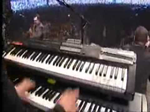 Roy Paci & Aretuska@Babbaluci-live from Werchter Festival July 2004(Part2)