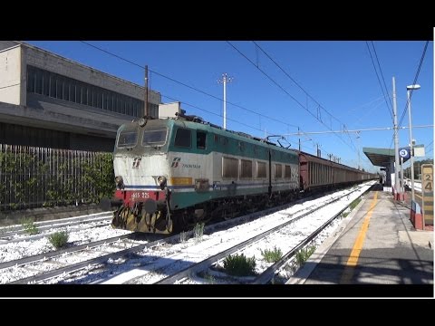E655.225 sul MRS 55307 Bologna Interporto - Maddaloni Marcianise, in partenza da Pomezia