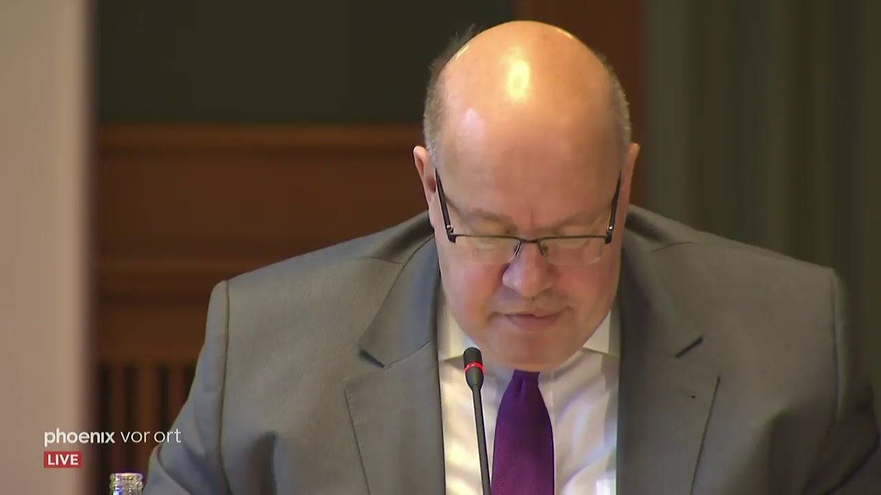 Pressekonferenz mit Peter Altmaier (CDU) zur Vorstellung der "Nationalen Industriestrategie 2030"