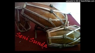 Download lagu pongdut  - Medley Mawar Bodas Bos Ambran mp3