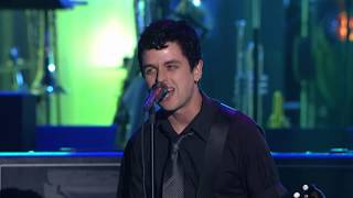 Green Day perform &quot;Teenage Lobotomy&quot; at the 2002 Rock &amp; Roll Hall of Fame Induction Ceremony