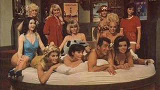 Dean Martin - I Can&#39;t Believe That You&#39;re In Love