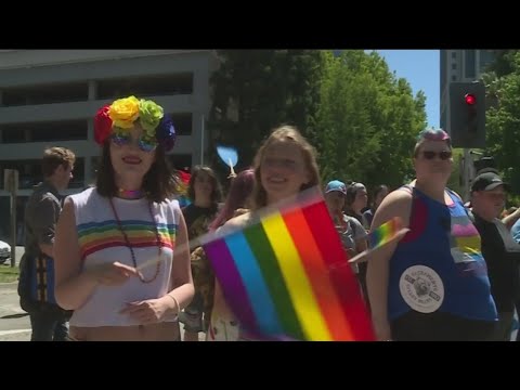Sacramento Police Allowed To March At Pride Parade In Uniform