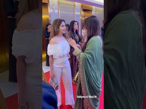 #urmilamatondkar, #maheepkapoor & #bhavnapandey At #kesarichapter2 Screening 😊 #ytshorts #shorts