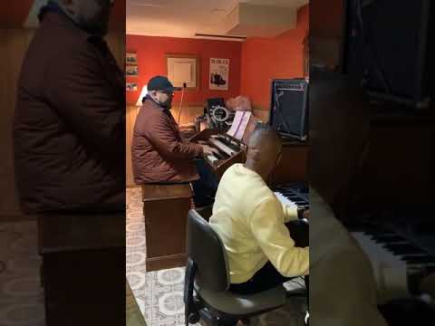St. Louis very own… Levi Too King  & Butch Woodie 🔥🎹🙌🏾🔥🔥🔥 #smooth #hammondOrgan