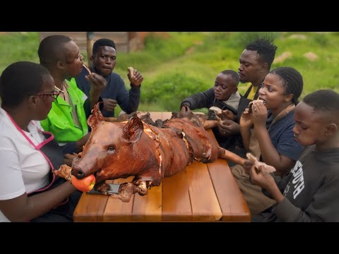 We Cooked A Whole Pig For Christmas 🎄- Cooking With Kalonga Family 
