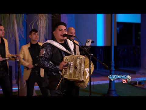 La Tercia Ft. Banda Los Populares Del Llano - Los Consejos (En Vivo 2023)