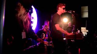 Dr Amazon Animal cover Dead Moon Night