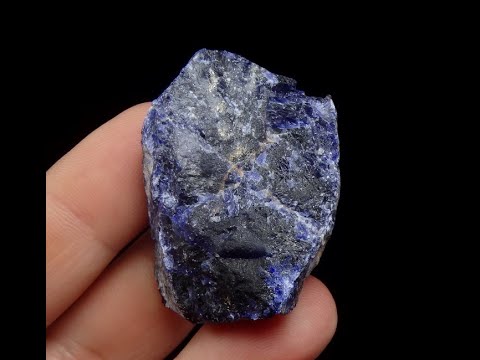 SODALIT - Brazylia, Bahia, Itaju do Colônia, Hiassu farm /Minerały & skamieniałości/