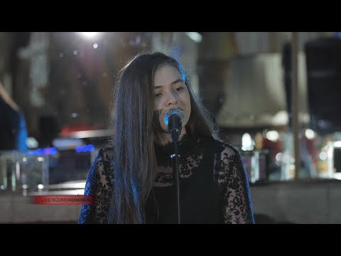 Naomi Sturza - El ne-a iubit venind in lume | Muzica crestina | Live 2020