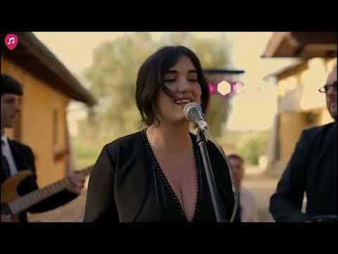 Wedding & Party band in Rome, Italy with female singer - The City Movers
