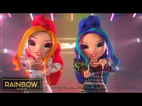 Click Click 📷  | De'Vious Twins Song from Season 3 | Rainbow High