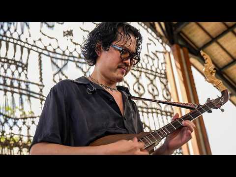 TONTRAKUL - Isan Lum Long (อีสานลำล่อง) (Live on KEXP)