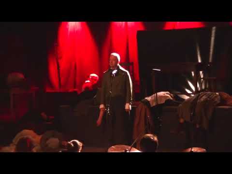 Dunkles Schweigen an den Tischen - Les Misérables - gesungen von Stefan Lorenz