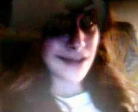 Alyson Stoner saying Hi to me !