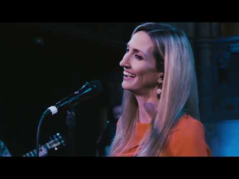 Joy Dunlop - Am Bràighe / The Braes