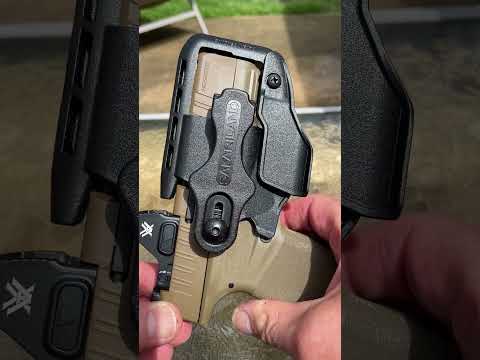 HELLCAT 🐈‍⬛  IWB SCHEMA HOLSTER by Safariland!  #shorts  #shortsfeed #gun