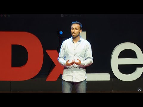 El verdadero secreto del éxito: Tu capital social | Hector de Prada | TEDxLeon