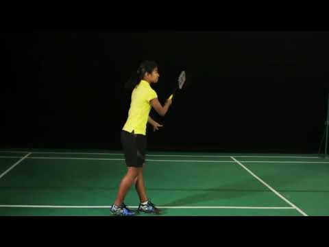 CE1M7V4 - Strokes - Forehand low serve